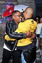LOS ANGELES, CA - SEPTEMBER 17: Martin Lawrence and T.I. attend VH1 Hip Hop Honors: The 90s Game Changers at Paramount Studios on September 17, 2017 in Los Angeles, California.