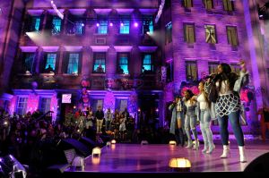 LOS ANGELES, CA - SEPTEMBER 17: XSCAPE performs onstage during VH1 Hip Hop Honors: The 90s Game Changers at Paramount Studios on September 17, 2017 in Los Angeles, California.