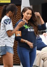 Seattle Seahawks vs New York Giants game at Metlife Stadium in East Rutherford, NJ. Ciara, LALA Anthony