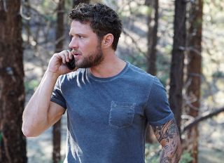 SHOOTER -- "Primer Contact" Episode 110 -- Pictured: Ryan Phillippe as Bob Lee Swagger --