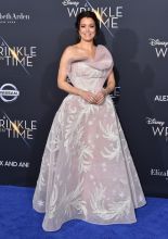 Bellamy Young February 26, 2018 - Los Angeles, California, United States - February 26h 2018 - Los Angeles, California USA - The ''A Wrinkle In Time'' Premiere held at the El Capitan Theater, Hollywood, Los Angeles.