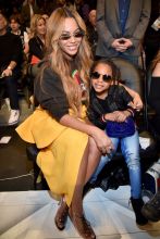 LOS ANGELES, CA - FEBRUARY 18: (L-R) Beyonce, Blue Ivy Carter, and Tina Knowles attend the 67th NBA All-Star Game: Team LeBron Vs. Team Stephen at Staples Center on February 18, 2018 in Los Angeles, California.
