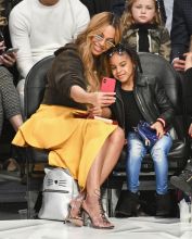 LOS ANGELES, CA - FEBRUARY 18: Beyonce and Blue Ivy Carter attend the NBA All-Star Game 2018 at Staples Center on February 18, 2018 in Los Angeles, California.