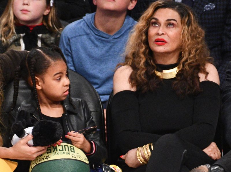 LOS ANGELES, CA - FEBRUARY 18: Beyonce, Blue Ivy Carter, Tina Knowles and Richard Lawson attend The 67th NBA All-Star Game: Team LeBron Vs. Team Stephen at Staples Center on February 18, 2018 in Los Angeles, California. 