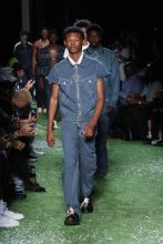 A model walks the runway during the Off-White Menswear Spring/Summer 2019 show as part of Paris Fashion Week on June 20, 2018 in Paris, France. Pictured: Ref: SPL5005133 200618 NON-EXCLUSIVE Picture by: