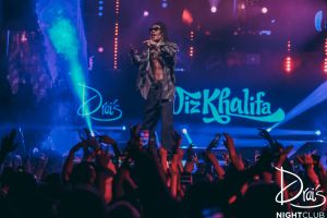 Wiz Khalifa shirtless Drai's Las Vegas six pack abs of steel