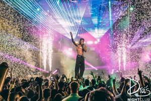 Wiz Khalifa shirtless Drai's Las Vegas six pack abs of steel