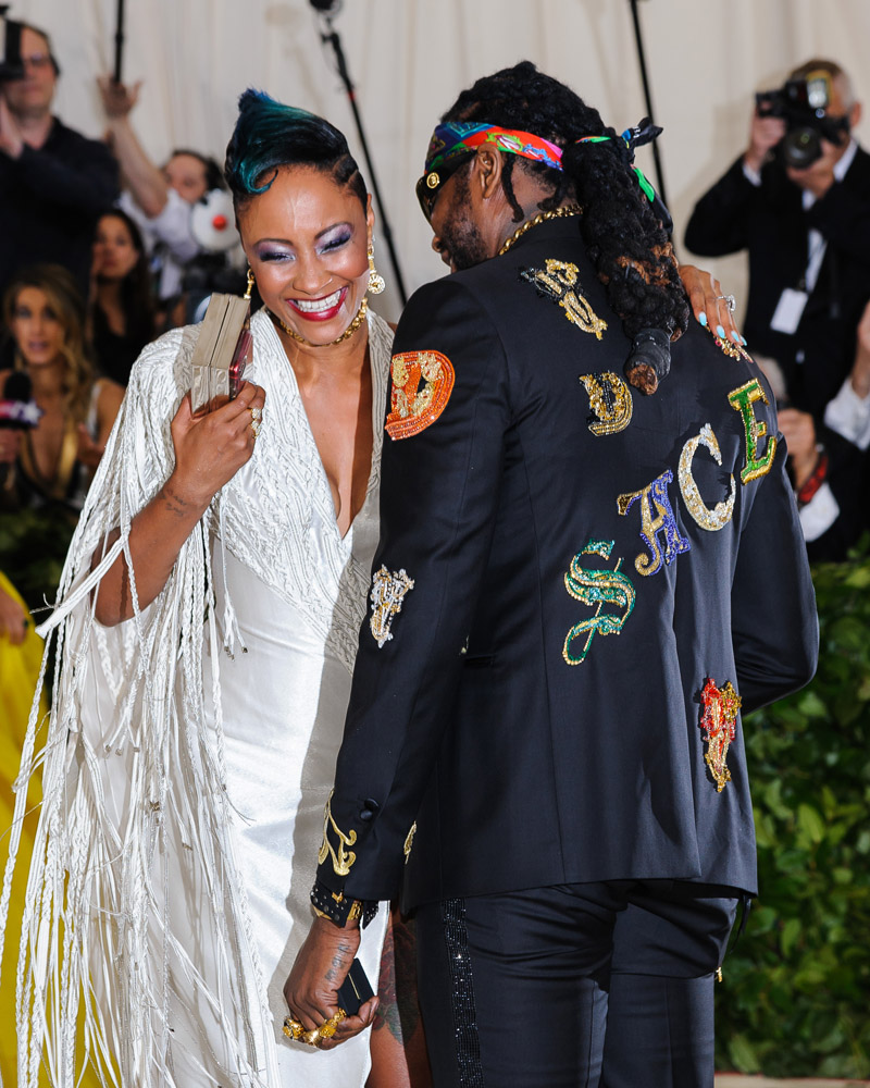 Check Out 2 Chainz's Wedding Pictures, Plus  Are You Feelin Kanye's High  End Chancletas? - Bossip