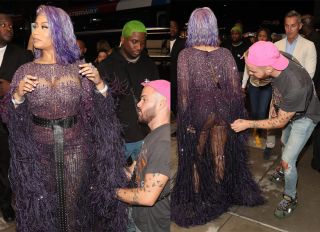 Nicki Minaj wardrobe malfunction