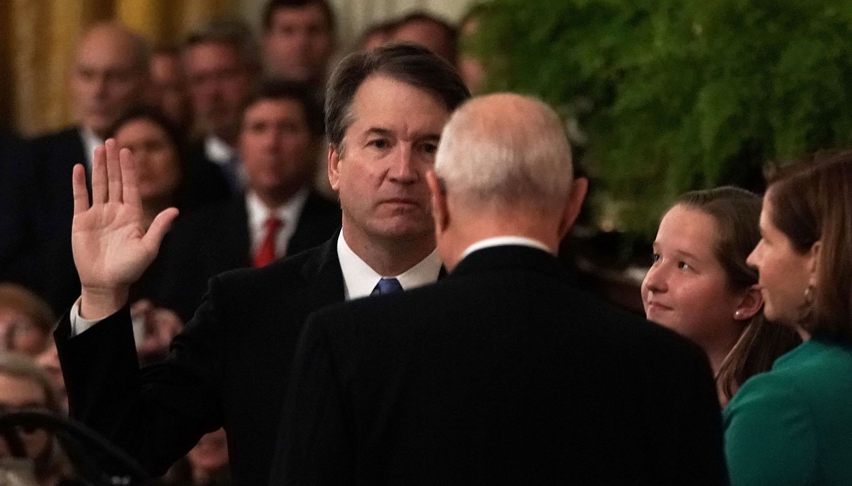brett kavanaugh hires all women law clerks