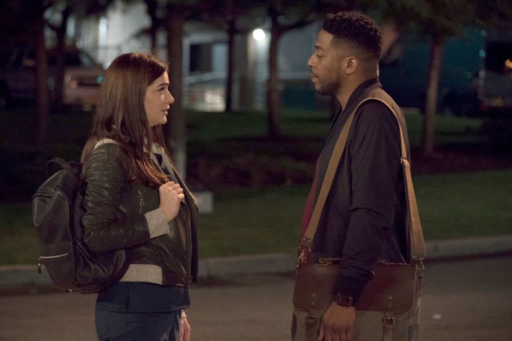 NEW AMSTERDAM -- "Cavitation" Episode 105 -- Pictured: (l-r) Janet Montgomery as Dr. Lauren Bloom, Jocko Sims as Dr. Floyd Reynolds -- 
