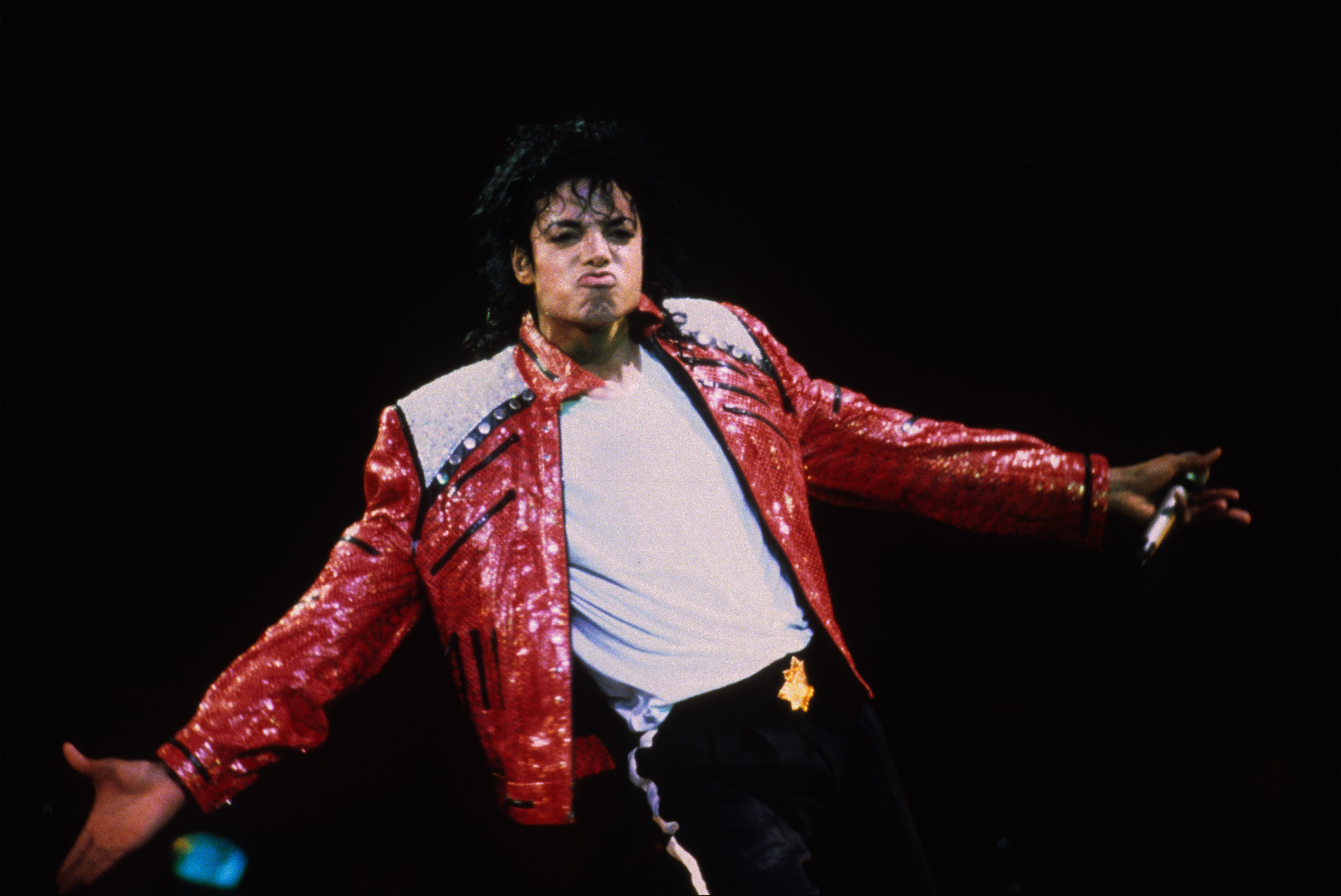Michael jackson good. Michael Jackson Beat на сцене.