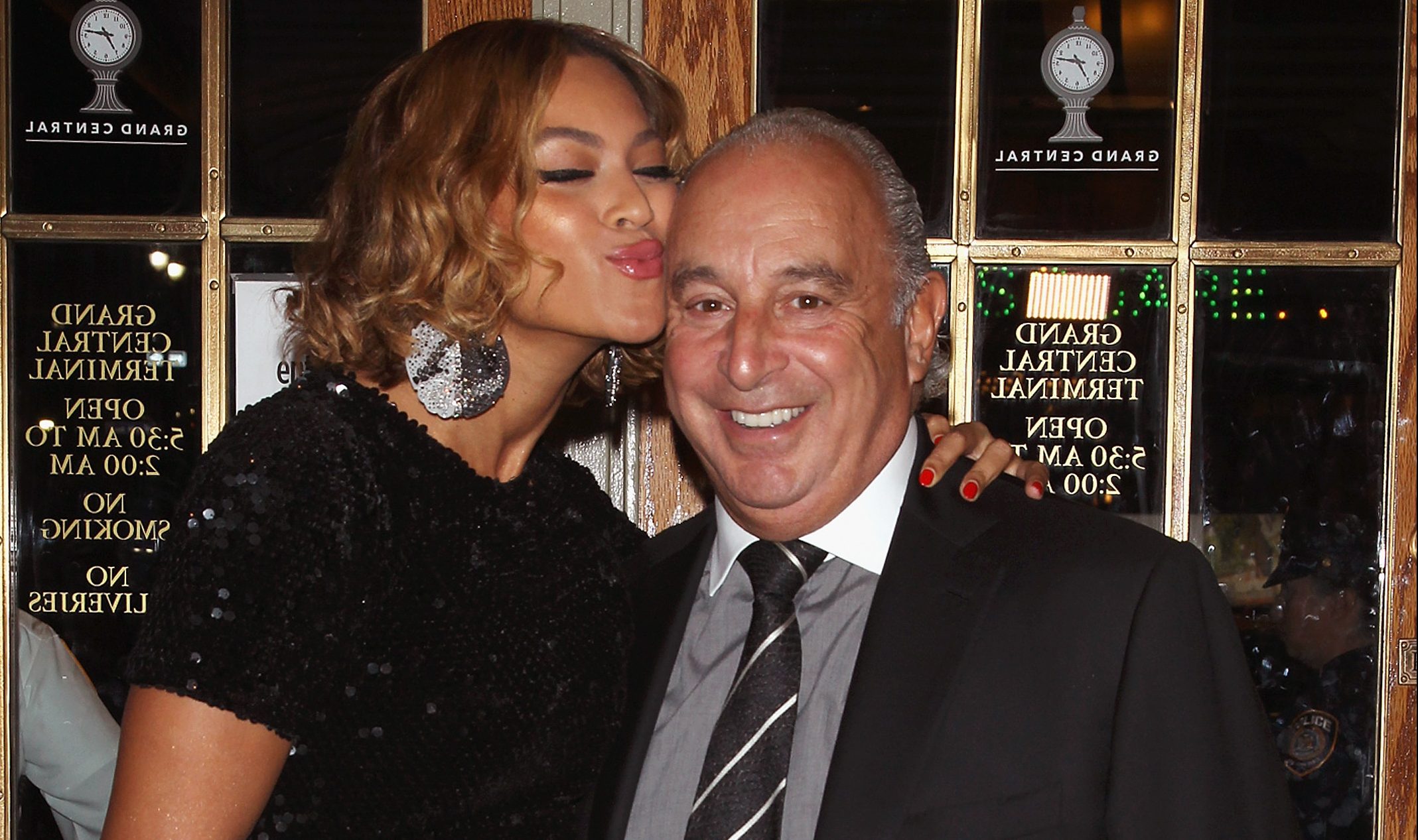 Beyoncé Buys Ivy Park Back From Topshop Amid Philip Green's Scandal