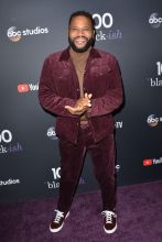 Anthony Anderson LOS ANGELES, CA - NOV 10: 'Black-ish' celebrates its 100th episode - Arrivals at The Walt Disney Studios in Los Angeles.