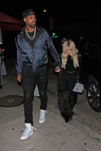 Khloe Kardashian and Tristan Thompson dine at Craig's after game