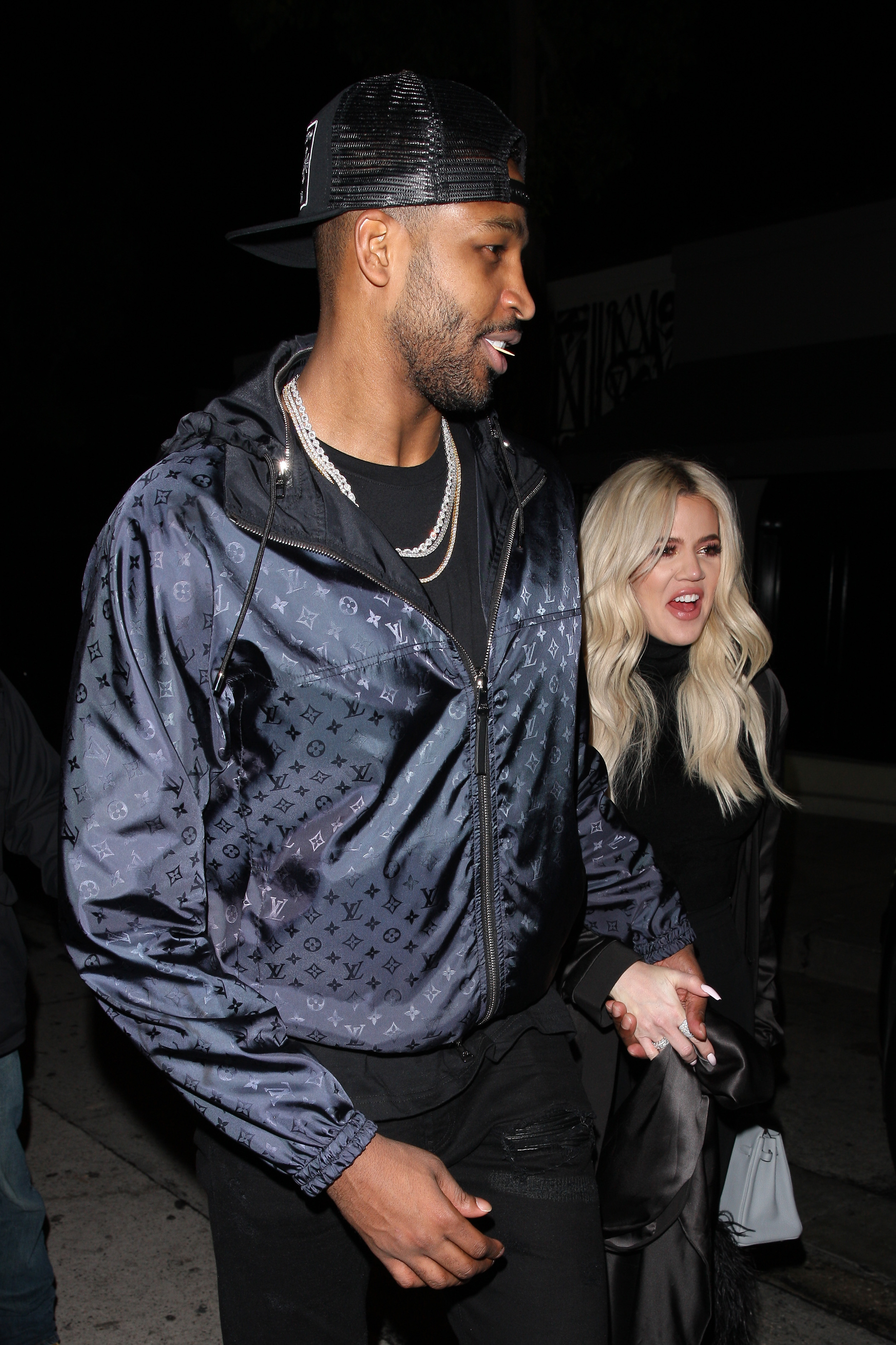 Khloe Kardashian and Tristan Thompson dine at Craig's after game