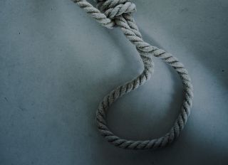 noose back to school necklace