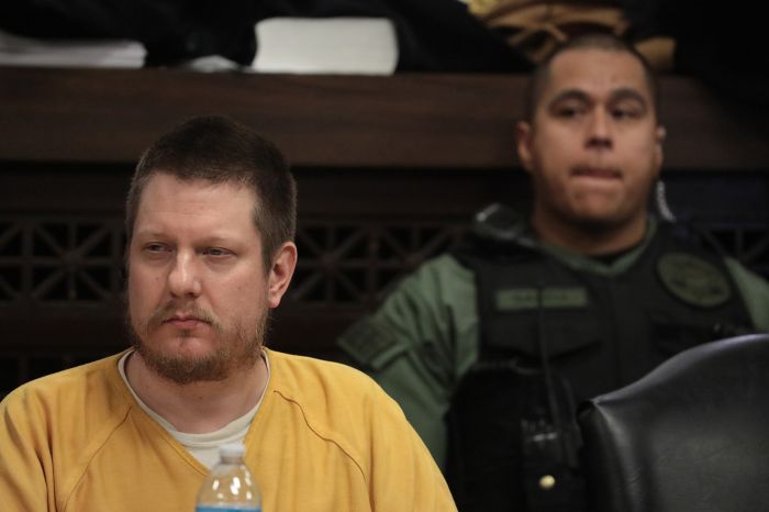 Wife speaks out about her husband, Jason Van Dyke, being beaten in Connecticut prison: 'The worst has happened'