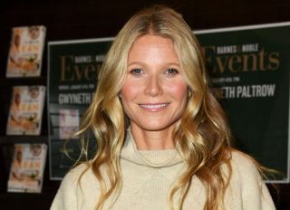 Gwyneth Paltrow Signs Copies Of Her New Book 'The Clean Plate'