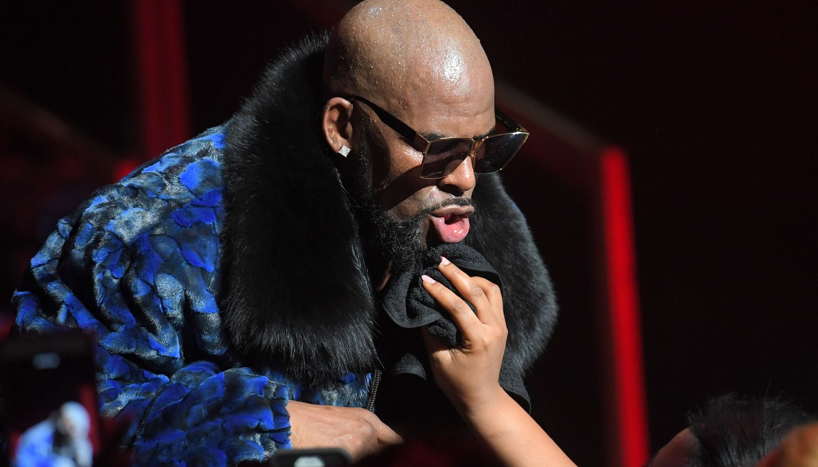 Page 3 of 15 - MORE Hilariously PETTY Crying R. Kelly Memes