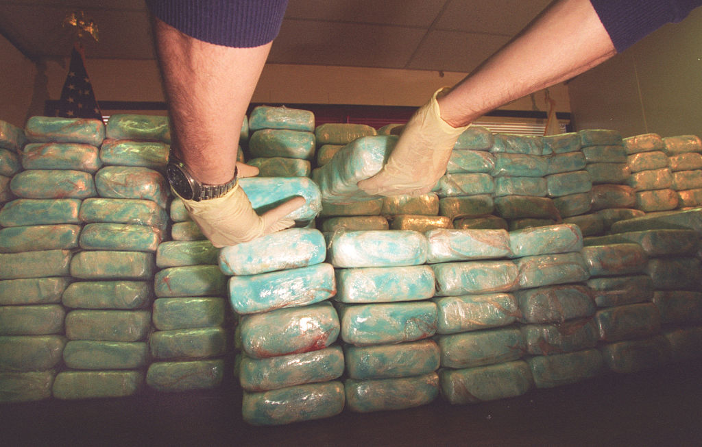 ME.Cocaine.Bricks.DB.1/18/95.Garden Grove. At a police headquarters press conference Thursday, an un