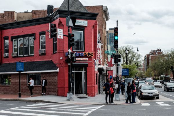 Metro PCS in DC
