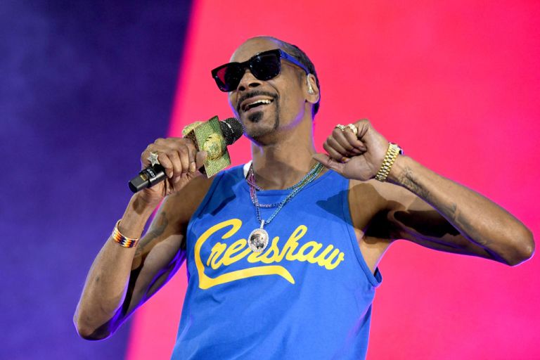 Snoop Dogg's Latest Gig Is Giving Wildlife Commentary [Video]