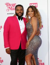 Anthony Anderson and La La Anthony attend VH1's Annual