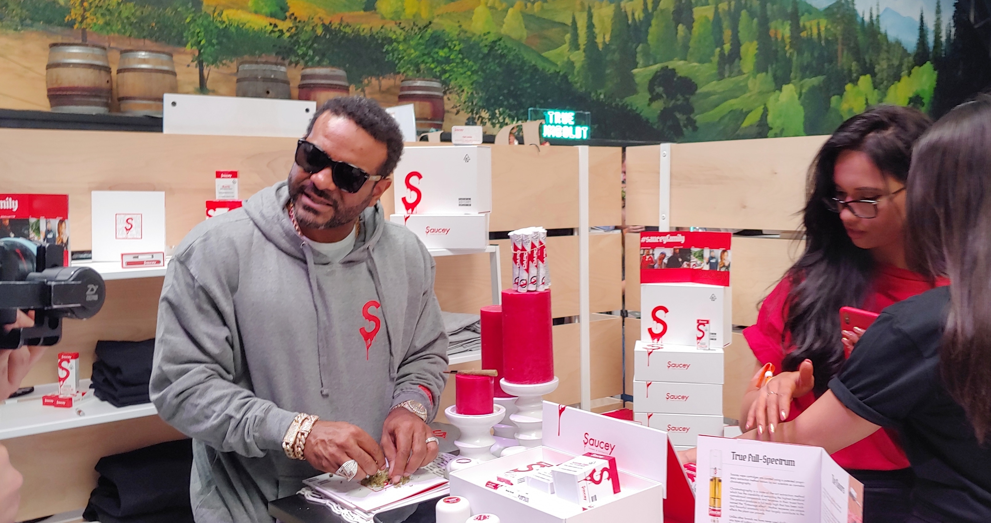 Jim Jones and Alex Todd drop "CAPO Blunts as part of Saucey Farms ad Extracts portfolio