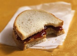 NJ School District Considers Not Giving Kids Lunch Who Owe More Than $20