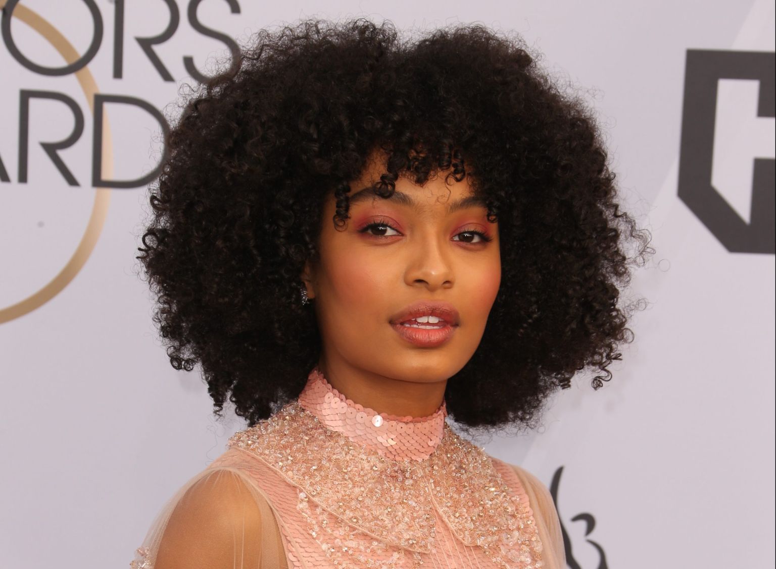 Yara Shahidi Let's Us In On Her Daily Beauty Routine [Video]