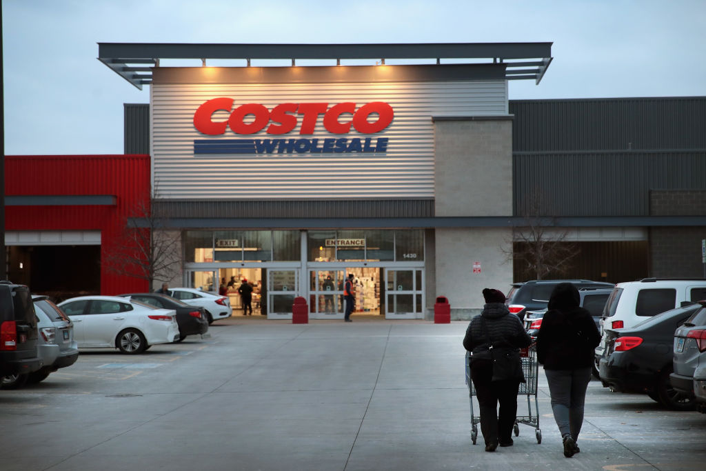 Big-Box Retailer Costco To Announce First Quarter Earnings