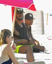 Teyana Taylor Iman Shumpert and daughter Junie in Miami