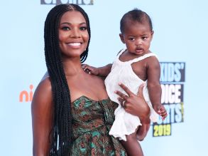 Dwyane Wade And Gabrielle Union brought their daughter Kaavia James to the 2019 Nickelodeon Kid's Choice Sports Awards