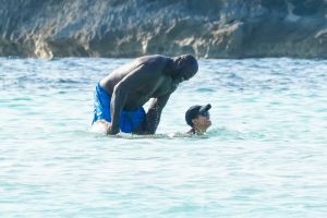 Shaquille O'Neal goes swimming in Formentera, Spain with new girlfriend
