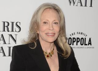 Faye Dunaway Gets Fired From Play For Letting Her Oscar Hands Fly In Backstage MELTDOWN
