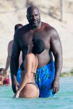 Shaquille O'Neal goes swimming in Formentera, Spain with new girlfriend