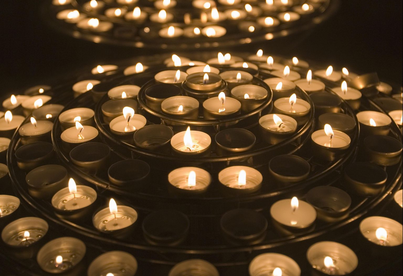 Three Brothers Start Candle Business With Proceeds Going To Homeless