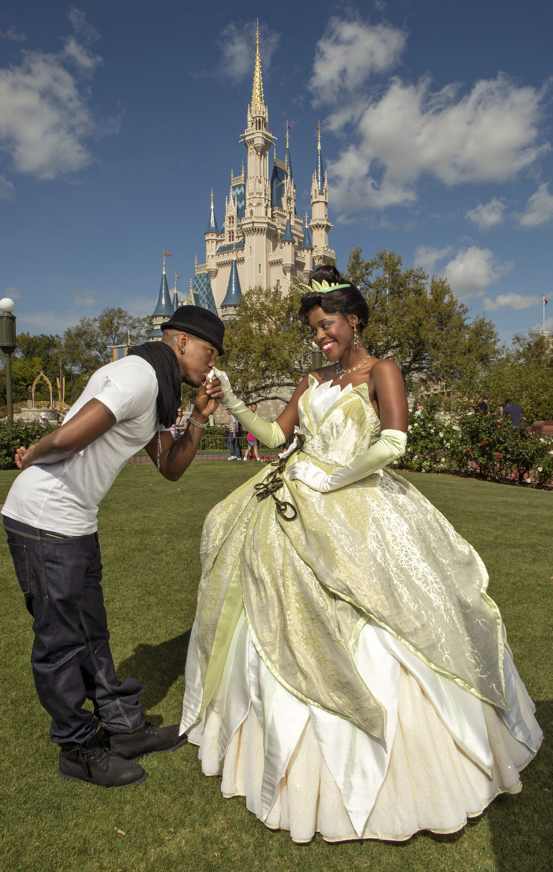 Ne-Yo Visits Disney World In Florida