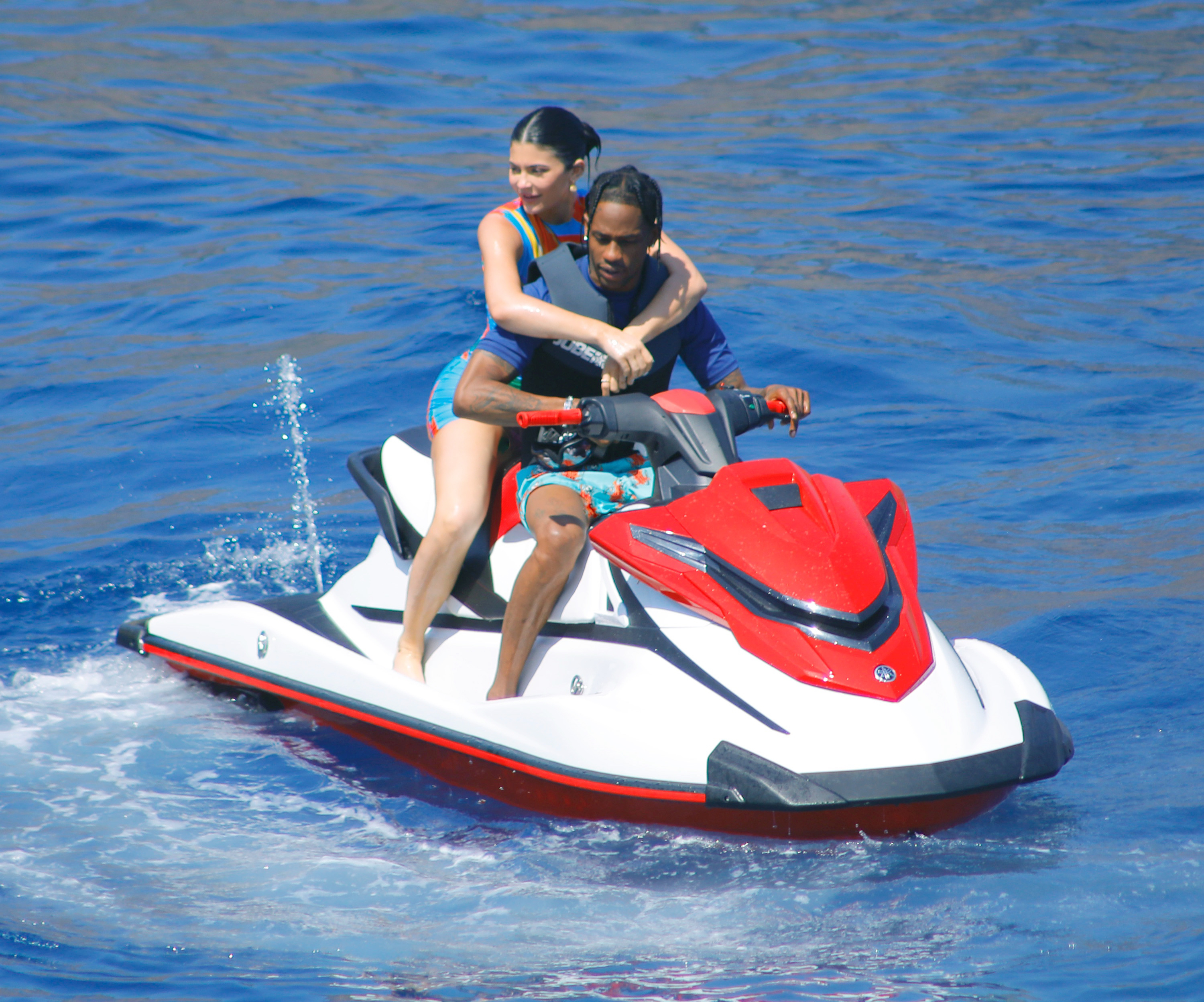 Kylie Jenner and Travis Scott jetski in Positano