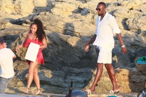 Usain Bolt and girlfriend Kasi J. Bennett vacation in Spain
