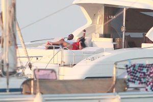 Usain Bolt and girlfriend Kasi J. Bennett vacation in Spain