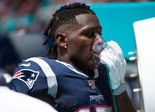 NFL: SEP 15 Patriots at Dolphins