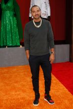 Jesse Williams at the Dolemite Is My Name Los Angeles Premiere