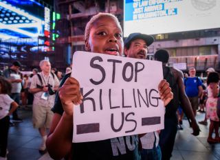 Protesters arriving to Times Square - Community...