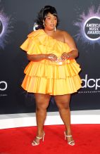 Lizzo 2019 American Music Awards Fashion - Red Carpet Arrivals