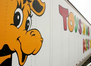 Toys ‘R’ Us Makes Comeback With New High-Tech Store