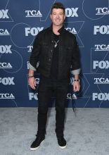 Robin Thicke attends Fox Winter TCA All Star Party