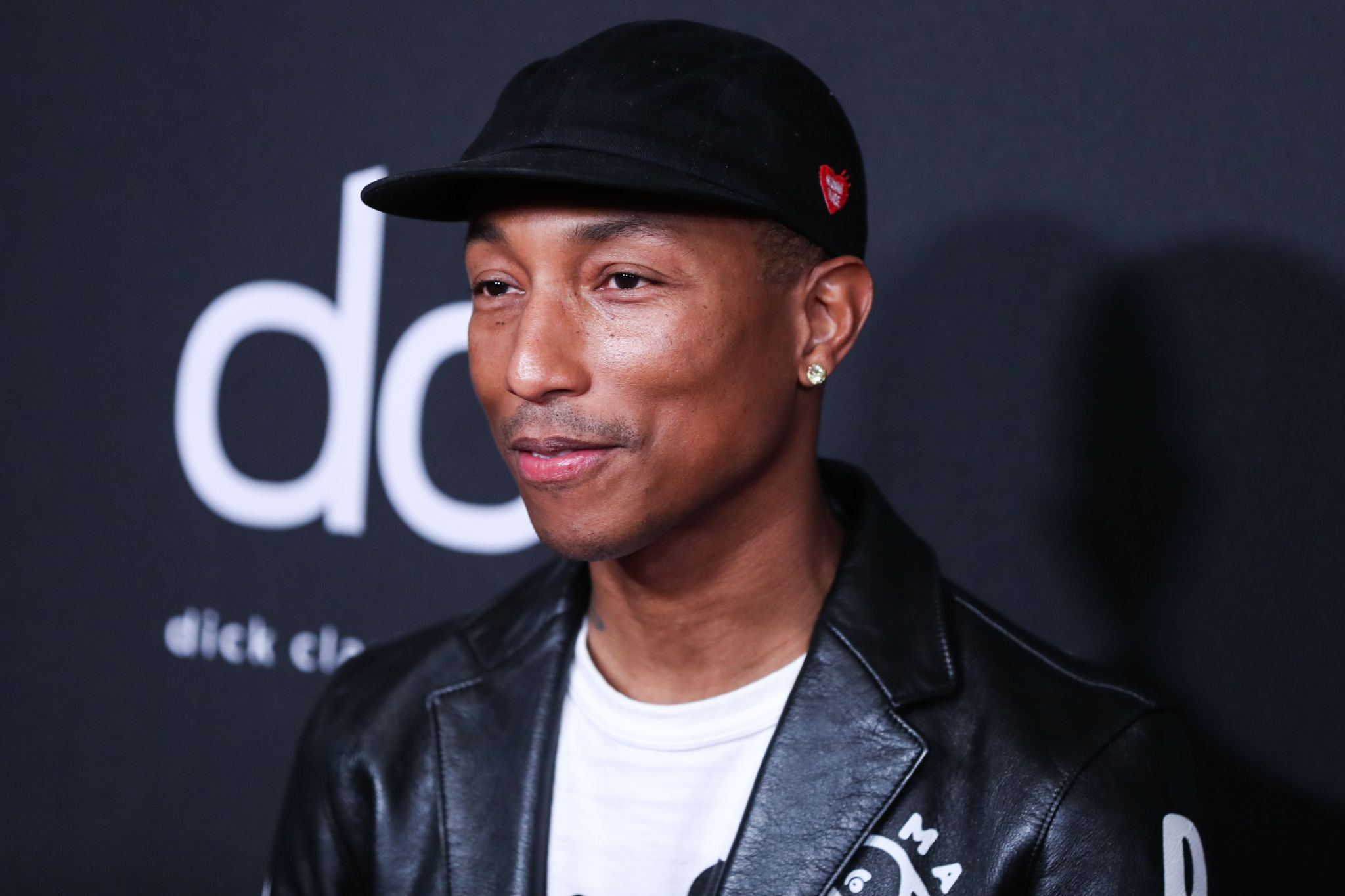 Pharrell Williams Performs "Letter To My Godfather" On 'Jimmy Kimmel Live'