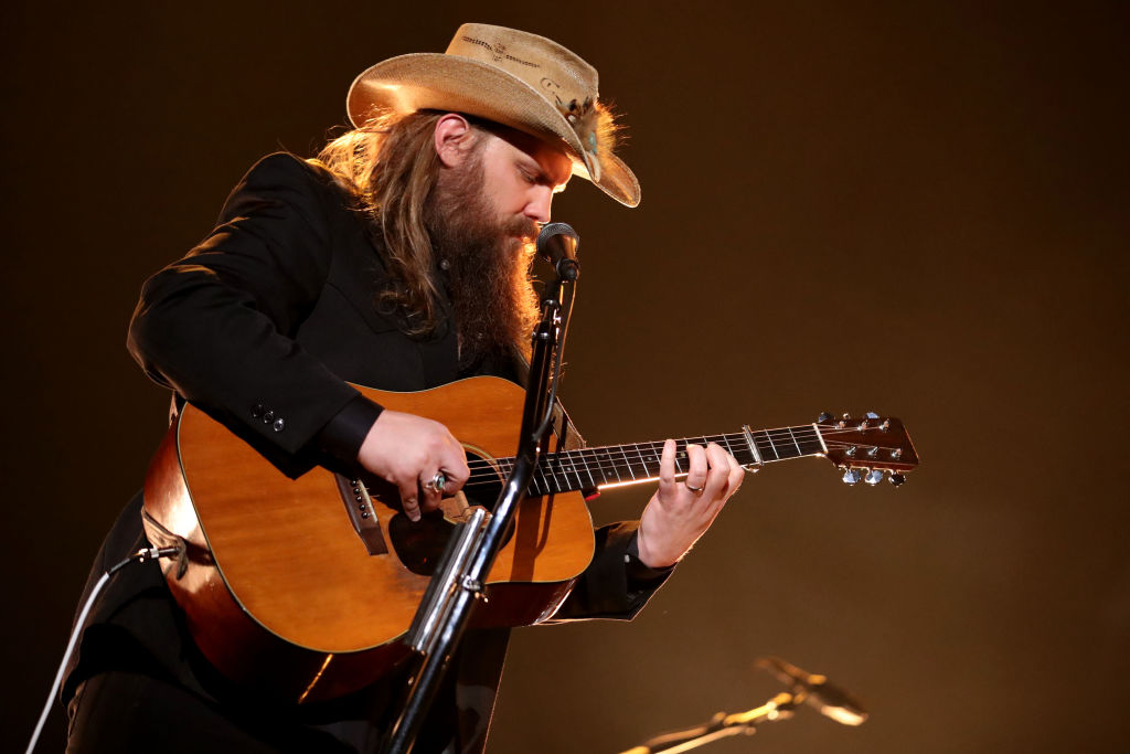 Chris Stapleton Sings “Tennessee Whiskey” To Tyler Perry At Madea Show